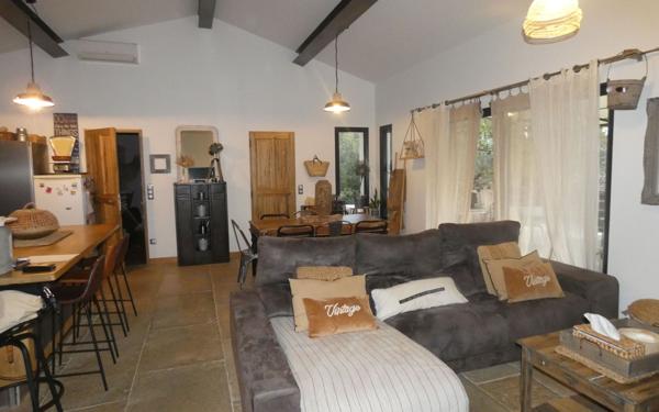 Maison à vendre    4 pièces •  Aups