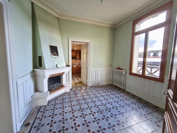Maison à vendre de Style Balnéaire fin XIXème début XXème 9 pièces à BRETEUIL (60)