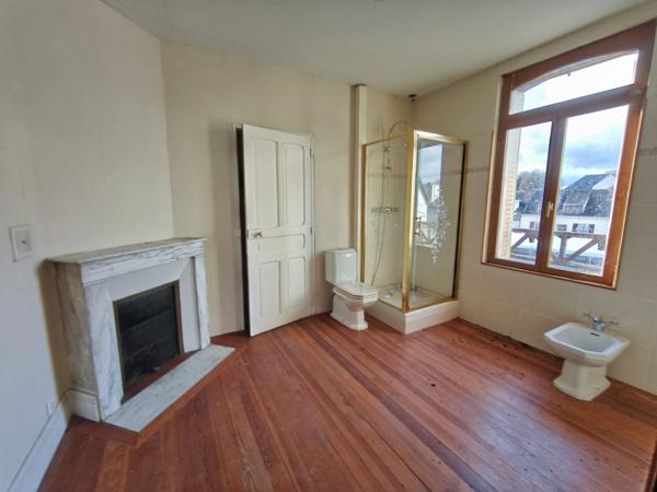 Maison à vendre de Style Balnéaire fin XIXème début XXème 9 pièces à BRETEUIL (60)