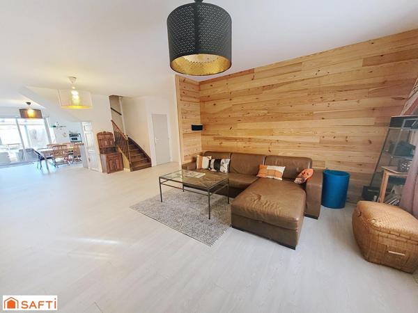 Maison en pierre 135 m2 avec 100 m2 de dépendances