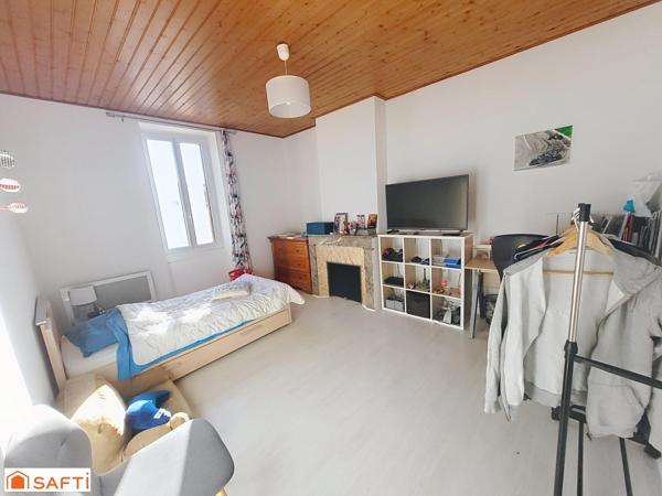 Maison en pierre 135 m2 avec 100 m2 de dépendances