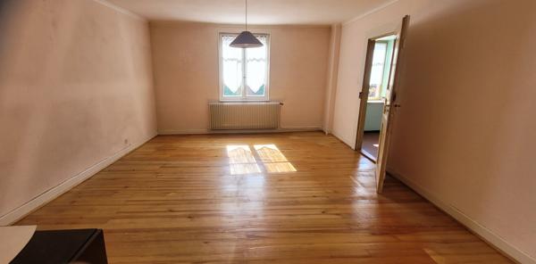 Maison - 7 pièces - 162 m²