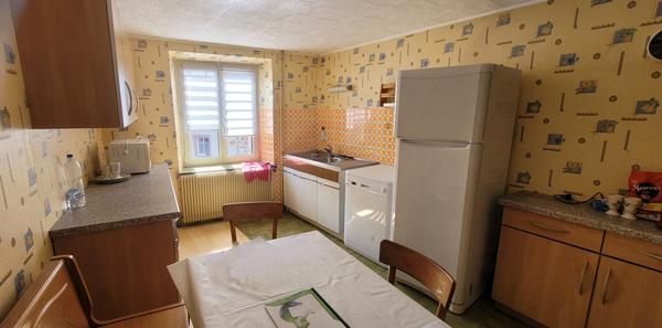 Maison - 7 pièces - 162 m²