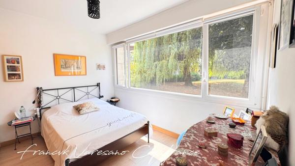 NOISY LE ROI appartement Familial 2 chambres plus espace bureau 84 m²