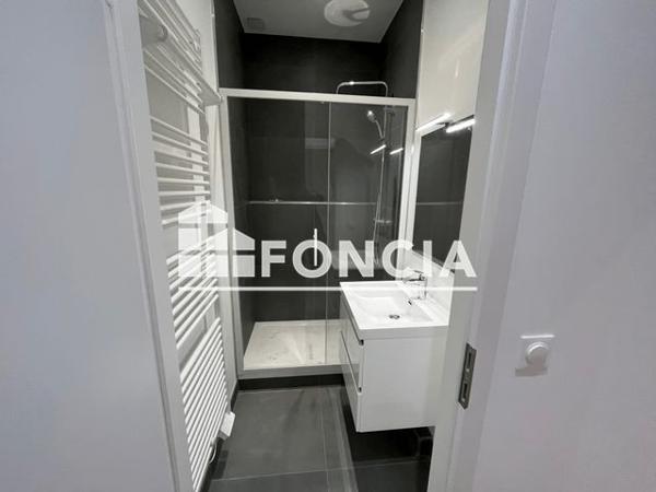 Location Appartement 3 pièces 84.4 m² - 5 RUE DE NIEDERBRONN Strasbourg 67000