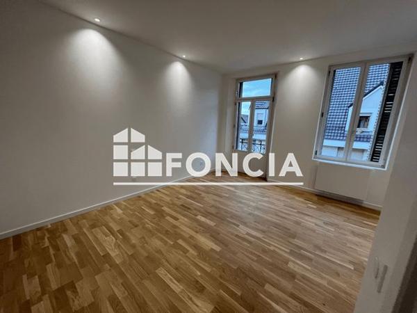 Location Appartement 3 pièces 84.4 m² - 5 RUE DE NIEDERBRONN Strasbourg 67000