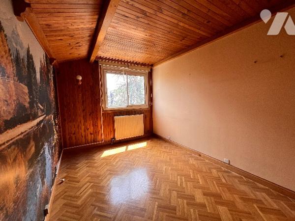 T3 climatisé de 75 m² avec beau balcon au coeur des Gratte-Ciel.