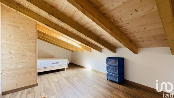 Maison 3 pièces de 90 m² à Quérigut (09460)