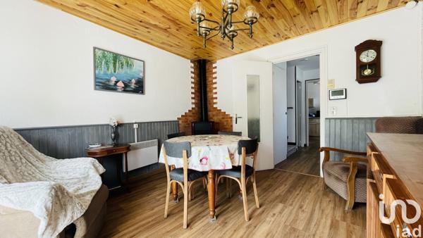 Maison 3 pièces de 90 m² à Quérigut (09460)