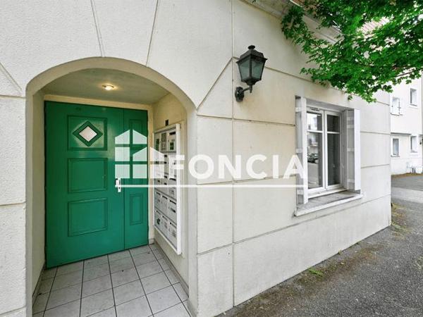 À vendre Studio 30 m² - Courdimanche 95800