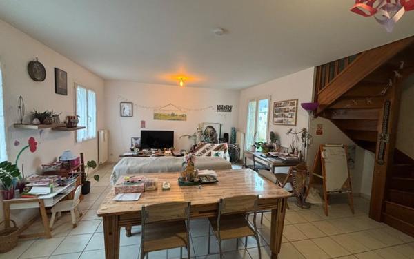 Maison à louer    4 pièces • 90 m2 Poitiers