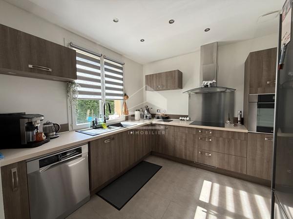 A VENDRE 83470 SAINT MAXIMIN LA SAINTE BAUME MAISON T5 DE 120M² SUR 1200M² DE JARDIN PISCINE DEPENDANCE