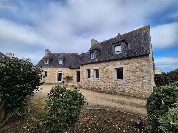 Maison de ville à vendre à Cléder dans le Finistère (29233), ref : 29104-MAIS1126