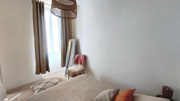 Marseille T2  meublé 46 m2 Joliette