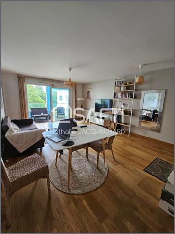 Appartement T3 avec terrasse et parking - St Joseph de Porterie