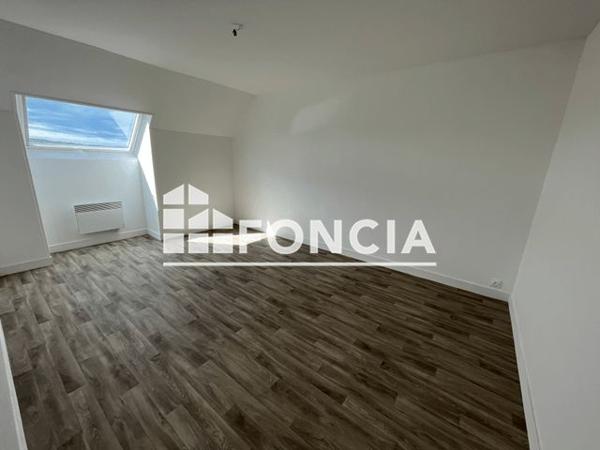 Location Appartement 5 pièces 103 m² - 20 RUE SAINT JEAN Etampes 91150