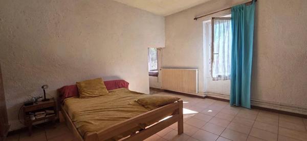 Vente                                                      Maison
                        
                     7 pièces                      133 m2                     à Peillon