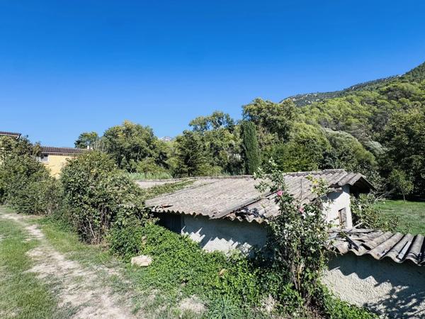 Vente                                                      Maison
                        
                     7 pièces                      133 m2                     à Peillon