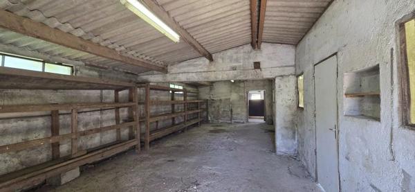 Vente                                                      Maison
                        
                     7 pièces                      133 m2                     à Peillon