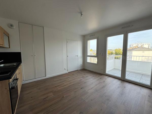 Appartement Laval 1 pièce - 25.82 m2 - Quartier Gare