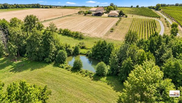 PROPRIÉTÉ DE CARACTÈRE EN PIERRE – DOMAINE FAMILIAL, ÉQUESTRE OU TOURISTIQUE