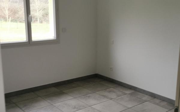 Maison à louer    4 pièces •  Aire-sur-l'Adour