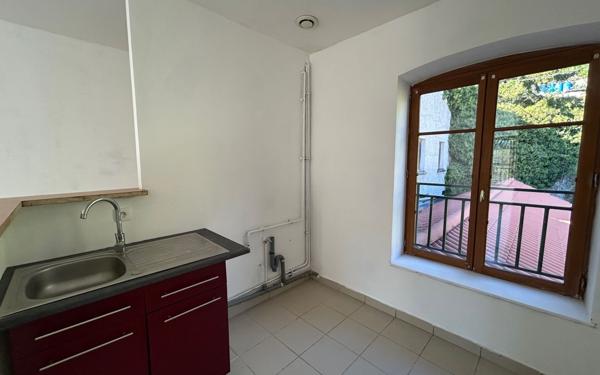 Appartement à louer    3 pièces •  Vienne