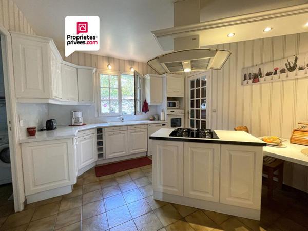 Maison 145m2 3 chambres bureau grange jardin 886m2 336000 FAI