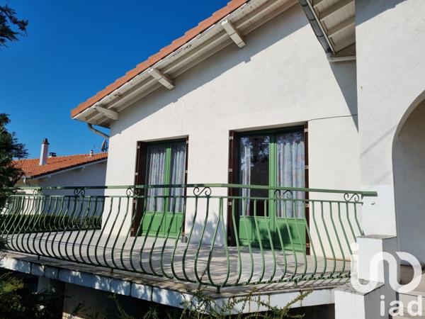 Maison à vendre 6 pièces 117 m² Saint-Galmier