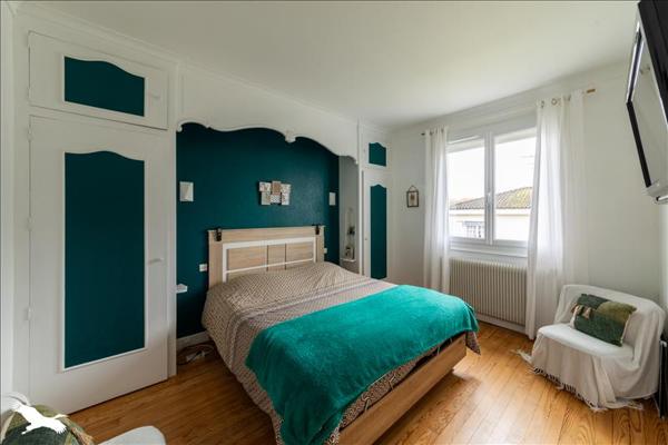 Maison à vendre |  Valence |  9 pièces | 231 m²