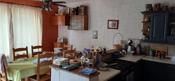 propriété  de 4 maisons et 3 gîtes  grande piscine