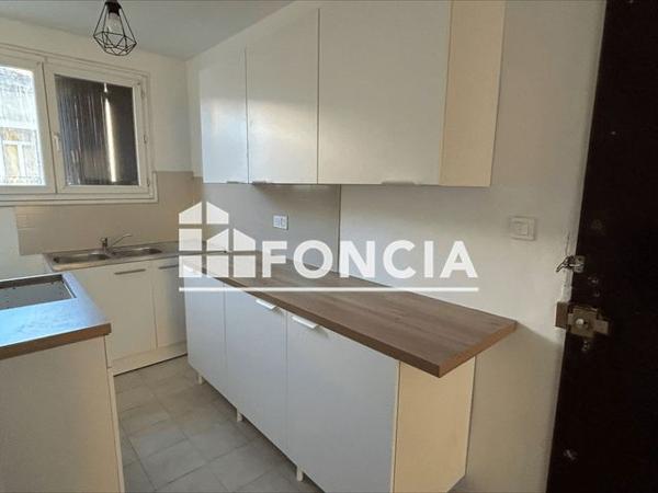 Location Appartement 3 pièces 54.58 m² - 3 IMPASSE DU LUXEMBOURG Nimes 30000