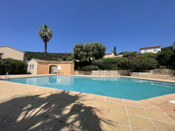 La Croix-Valmer (83420) Maison centre ville - vue mer