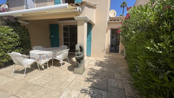 La Croix-Valmer (83420) Maison centre ville - vue mer