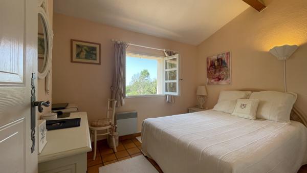 La Croix-Valmer (83420) Maison centre ville - vue mer