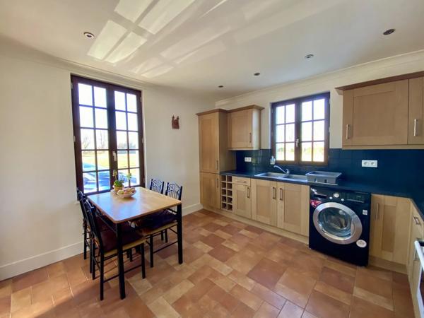 Jolie maison de 3 chambres avec grand jardin