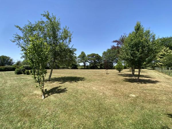 Jolie maison de 3 chambres avec grand jardin