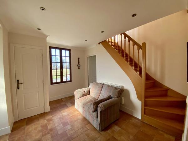 Jolie maison de 3 chambres avec grand jardin