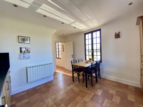 Jolie maison de 3 chambres avec grand jardin