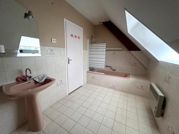 Maison à ROMORANTIN-LANTHENAY, 41200 - 6 pièces 146m²