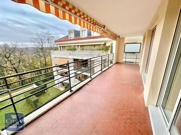 Appartement à louer 3 pièces 96.47m²