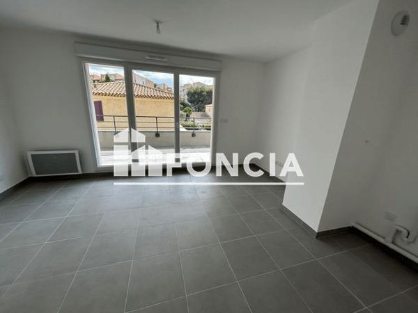 Location Appartement 3 pièces 55.94 m² - 150 CHEMIN DE ST MITRE A FOUR DE BUZE Marseille 13013