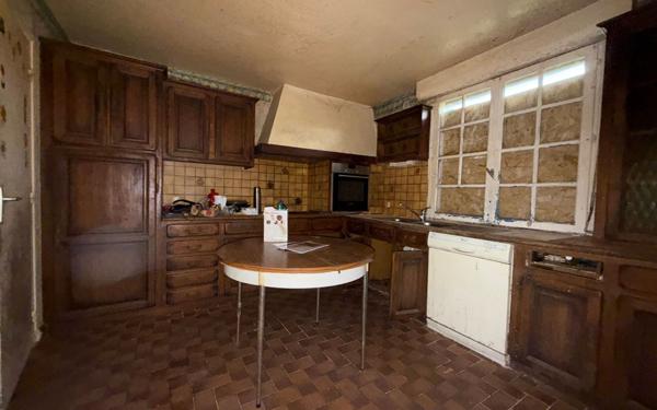 Maison à vendre    6 pièces •  Plouider