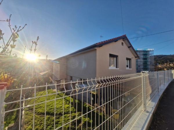 Maison à vendre 5 pièces UNIEUX (42)