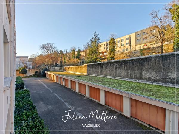 Appartement 4 pièces 86 m2 - 785 € (plus charges locatives 140 € et garage 80 €)