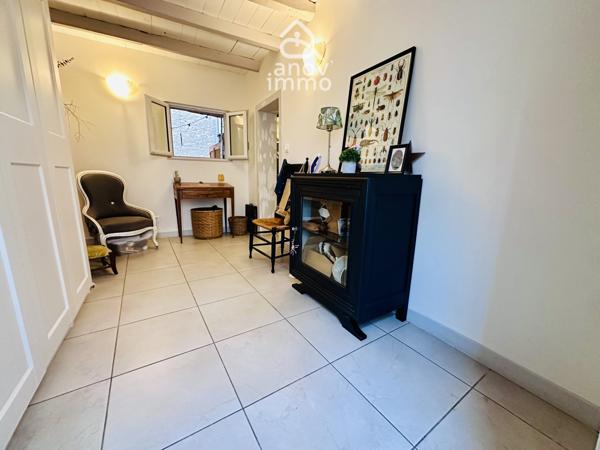 Maison
                                                                                                                                                                                                                                                                                                                        4 pièce(s)                                                                                                                                                                                                          2 chambre(s)                                                                                                                                                                                                          88  m²