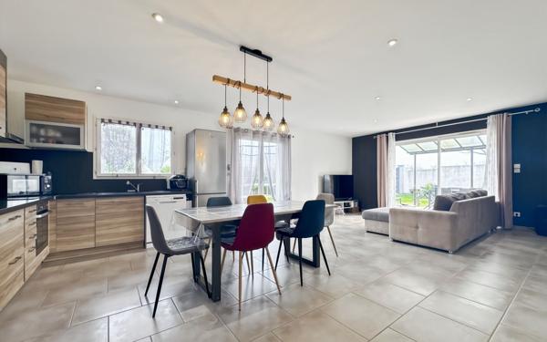 Maison à vendre    4 pièces •  Pont-de-l'Isère