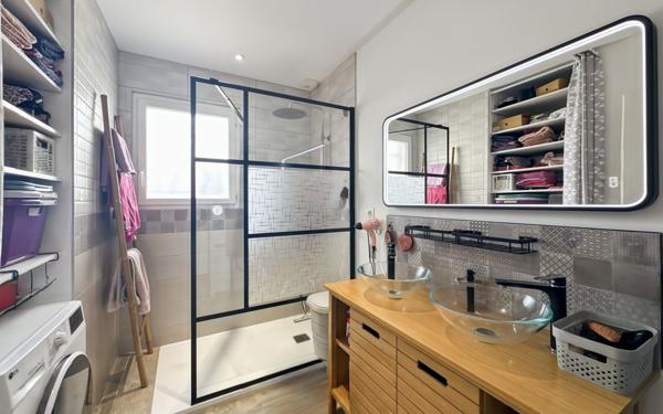 Maison à vendre    4 pièces •  Pont-de-l'Isère