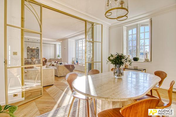 Versailles Notre-Dame Les Prés- Appartement 6 pièces 158 m² au sol (150 m² Carrez) 2eme et dernier étage - - €1 595 000 ** - Référence 27838