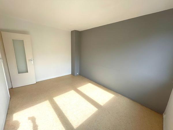 Appartement F3 - Résidence avec ascenseur - Secteur Faculté de Lettres - Nancy